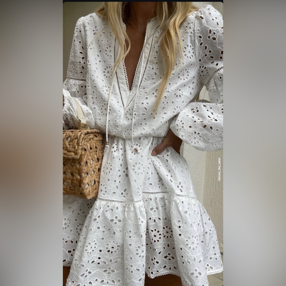 Kivari Faye White Eyelet Mini Dress SZ 6